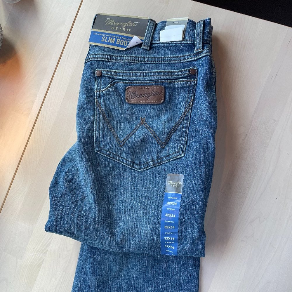 Wrangler Retro Slim Boot 32x34
